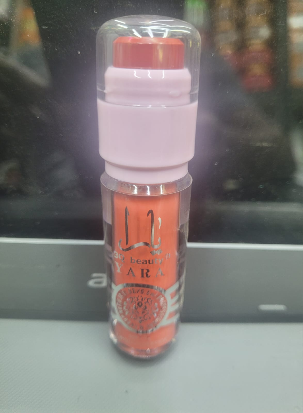 3q Yara Matee Lip Gloss